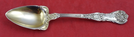 Grapefruit Spoon GW  w/ design on shoulders  5 3/4